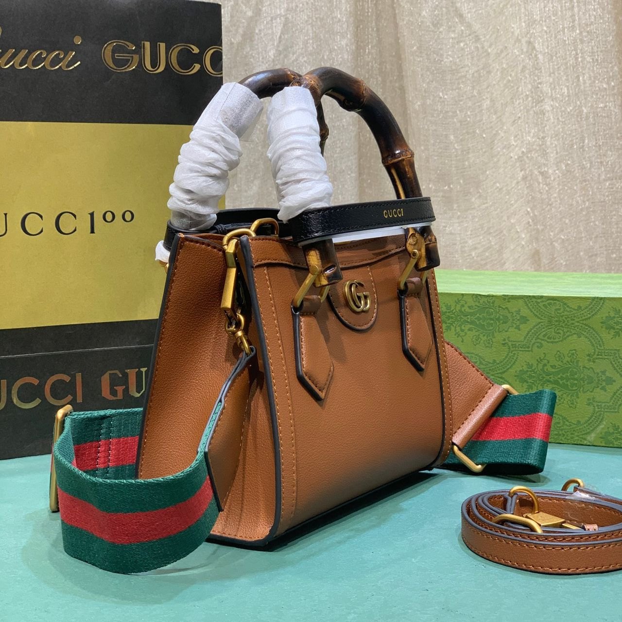 Gucci Diana Mini Top Handle Bag