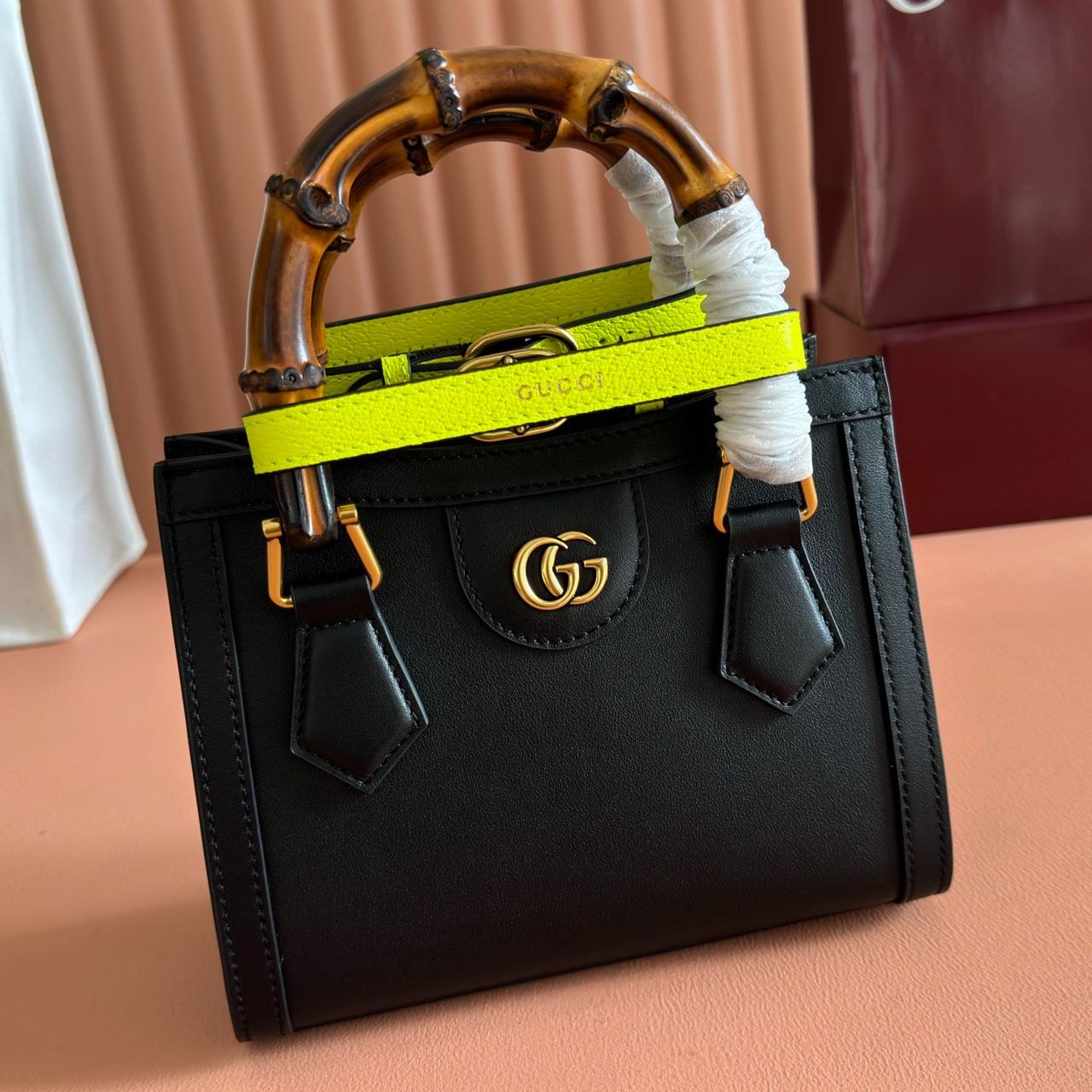 Gucci Diana Mini Top Handle Bag